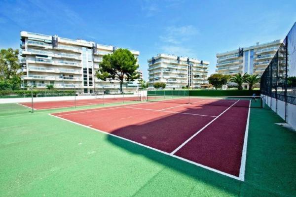 Apartmán Larimar Big Swimming Pool Salou Exteriér fotografie